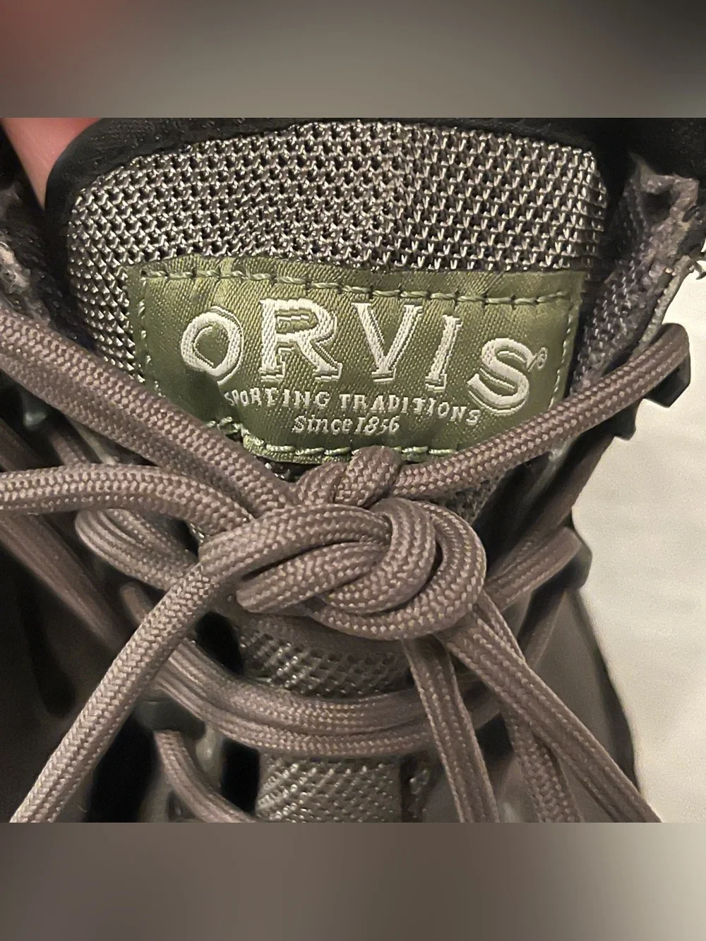 Orvis River Guard Easy-On Brogue Wading Boots in Olive Green